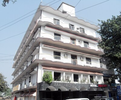 Hotel Embassy